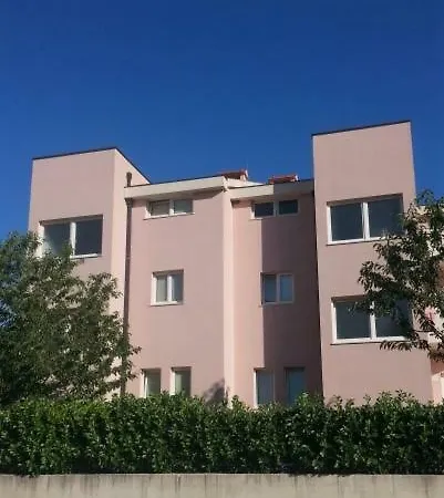 Smodlaka Apartamento *